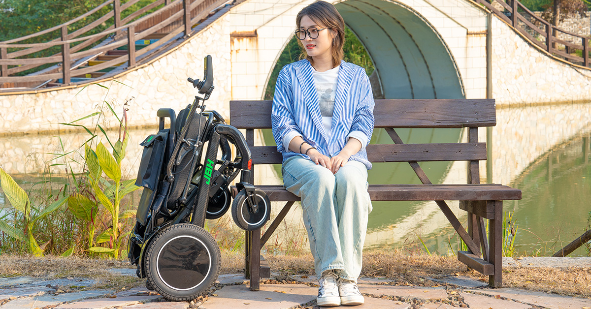 Cadeira de rodas em fibra de carbono DC07